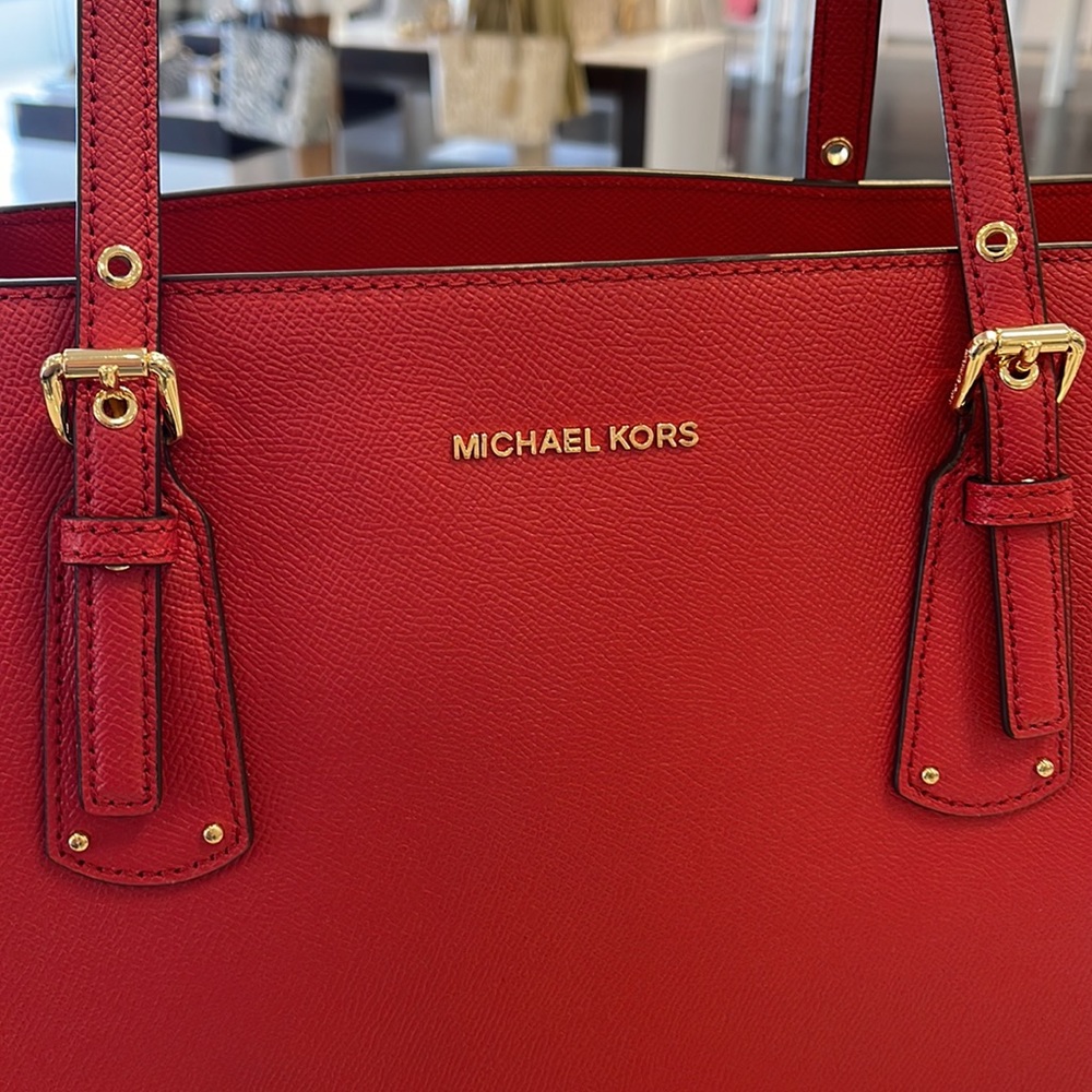 Michael Kors Voyagerl Saffiano Leather Tote - Picture 2 of 16